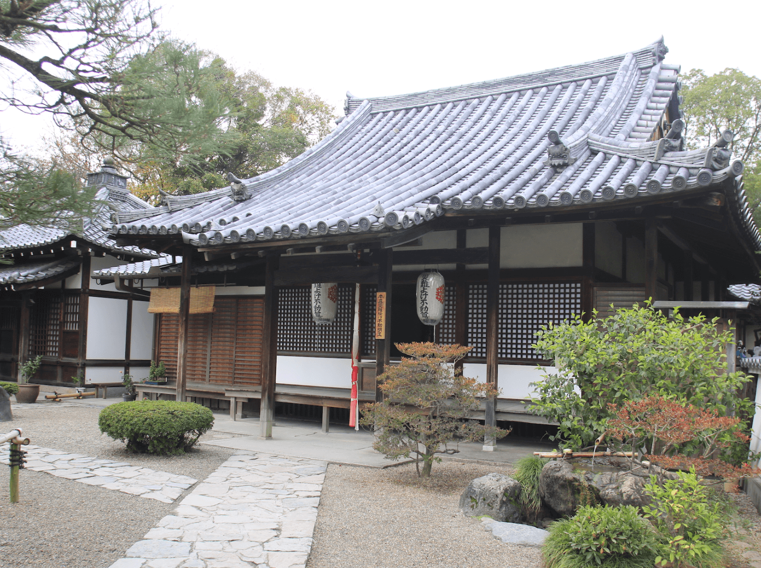 Saishoin Temple and Fudodo Hall